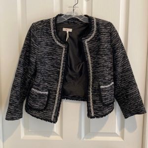 Cropped tweed blazer